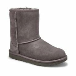UGG Girl's Classic II Sheepskin Boot - Chestn -Englins Fine Footwear Store 1017703K GREY XXX