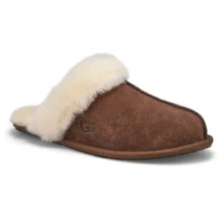 UGG Women's Scuffette II Slipper - Chestnut 7 UGG Women's Scuffette II Slipper - Chestnut -Englins Fine Footwear Store 1106872 ESP XXX