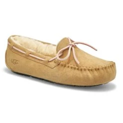 UGG Women's Dakota Moccasin - Chestnut -Englins Fine Footwear Store 1107949 TAB XXX 2